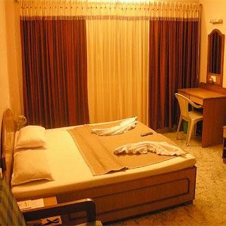 אליבג Hotel Sahyadri מראה חיצוני תמונה